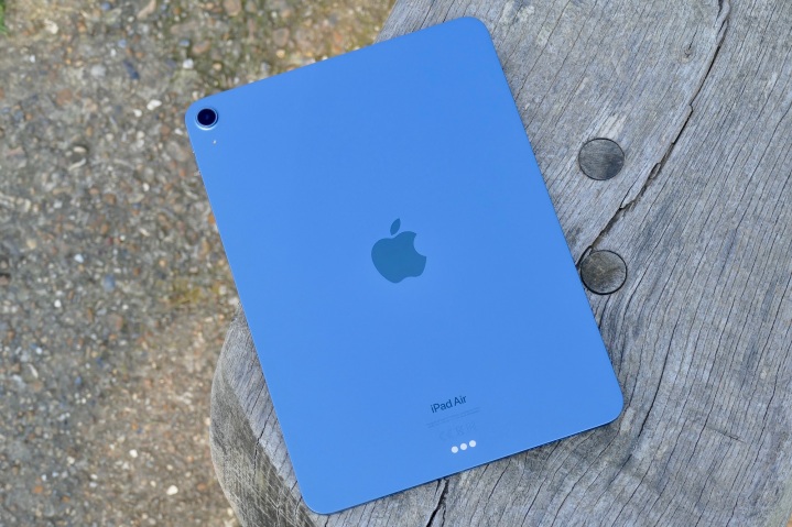 A parte de trás do iPad Air 5.