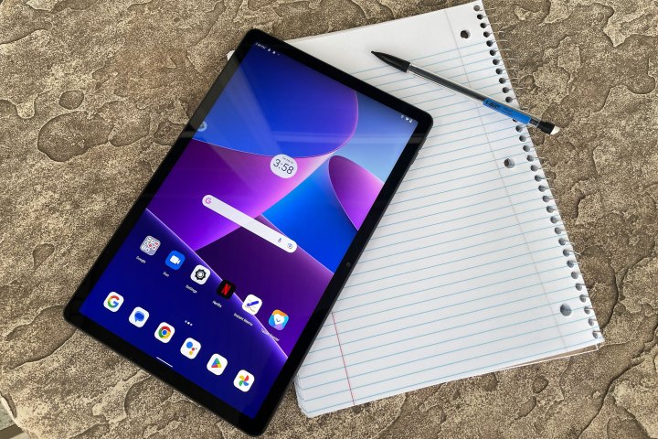 O tablet Lenovo Tab M10 Plus (Gen 3).