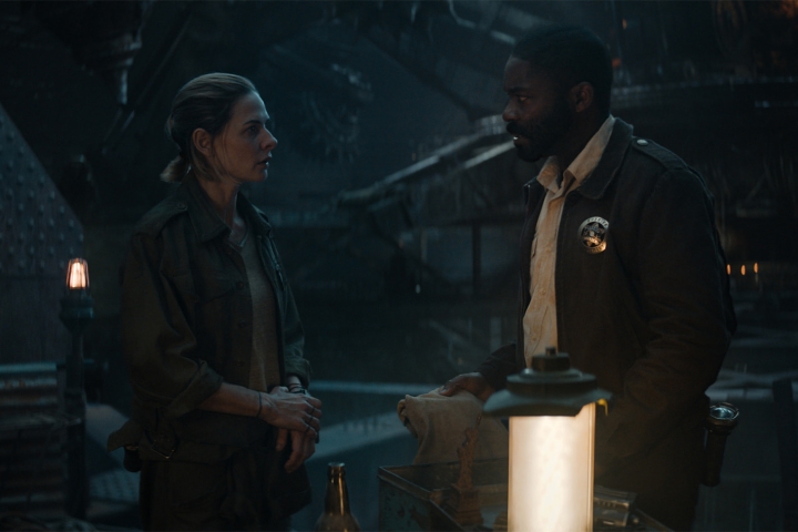 Rebecca Ferguson e David Oyelowo se enfrentam em Silo.