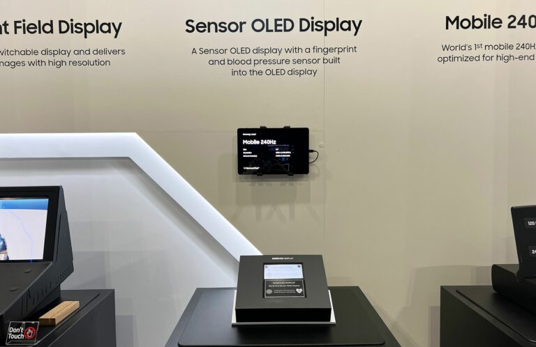 Samsung revela o primeiro display OLED do mundo com impressão digital integrada e sensor de pressão arterial