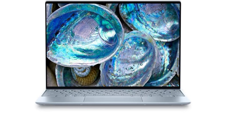 Dell XPS 13 em um fundo branco.