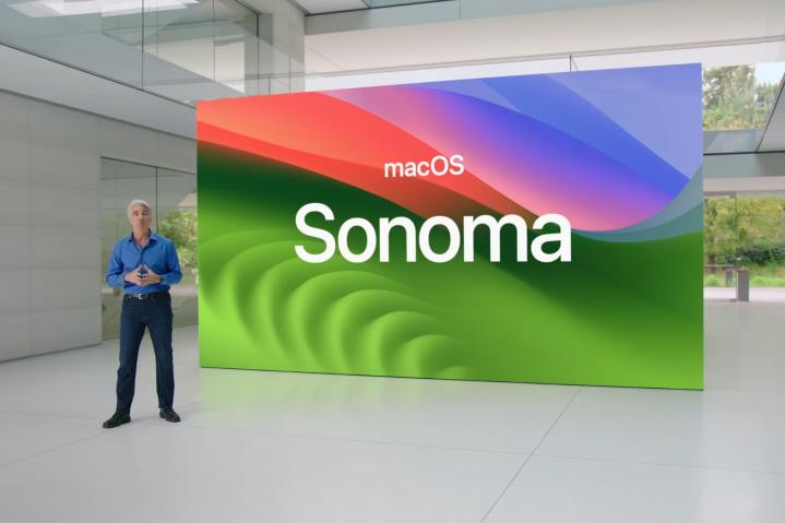 Craig Federighi apresentando o macOS Sonoma na Conferência Mundial de Desenvolvedores da Apple (WWDC) em junho de 2023.