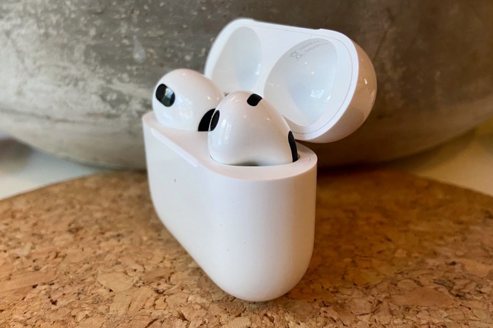 Apple AirPods 3.