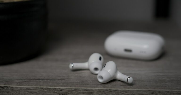 Relatório provoca novas atualizações de AirPods em 2024, para pouca surpresa