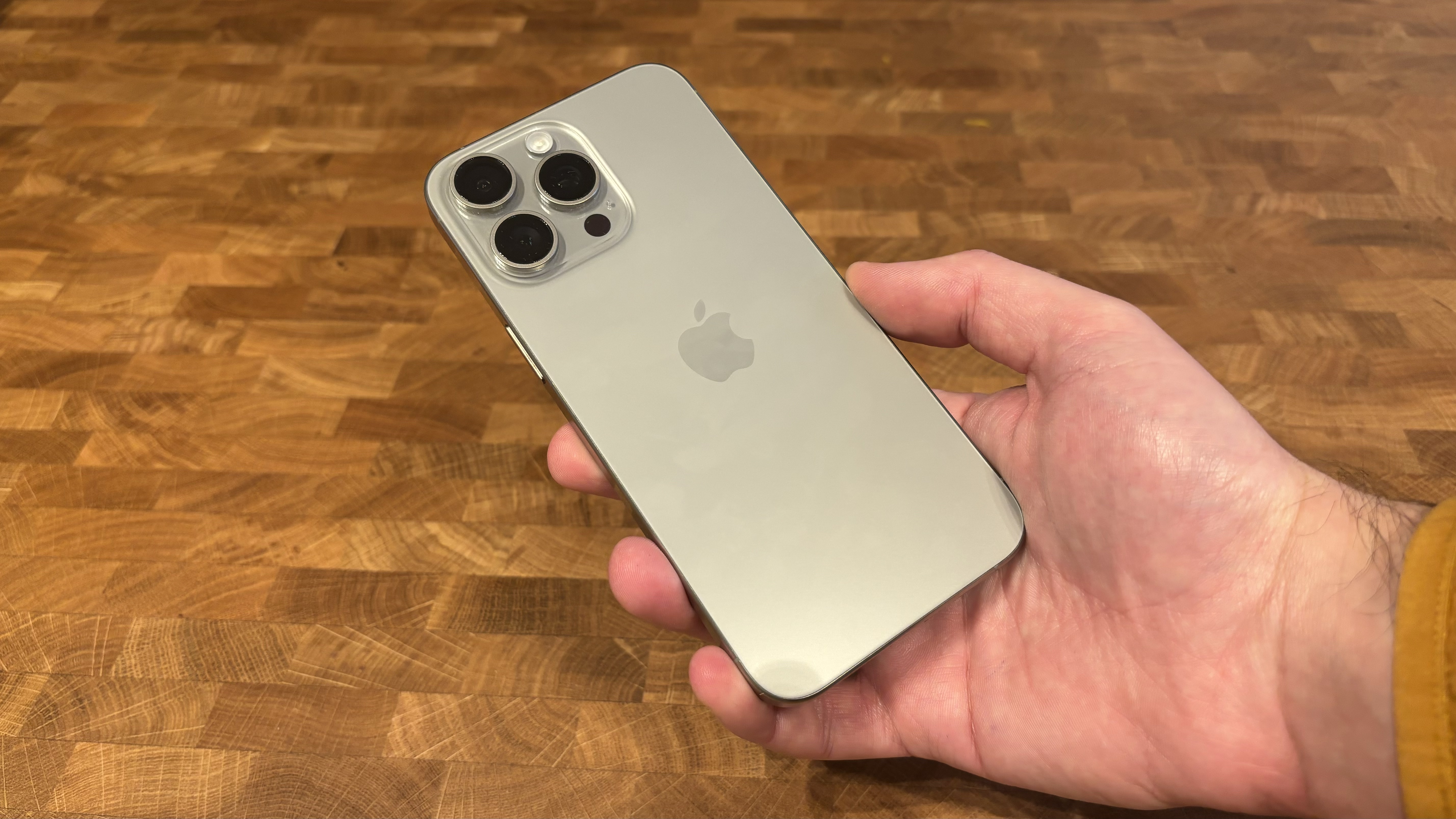 iPhone 15 Pro Máx.