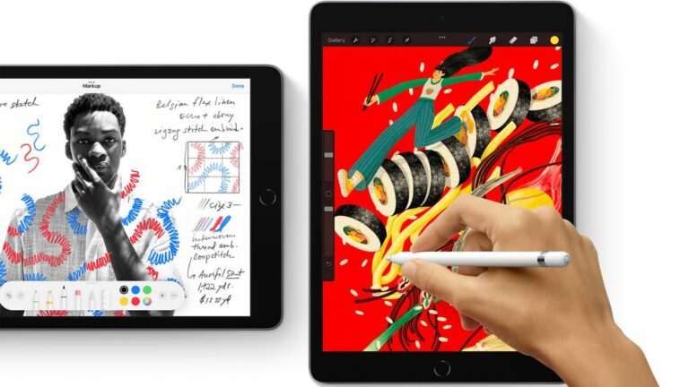 A first generation Apple Pencil drawing on an iPad