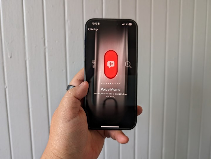 Configuração do botão de ação do iPhone 15 Pro para memorando de voz.