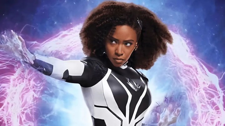 Teyonah Parris como Monica Rambeau em As Maravilhas.