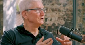 O chefe da Apple, Tim Cook, sugere quem pode sucedê-lo