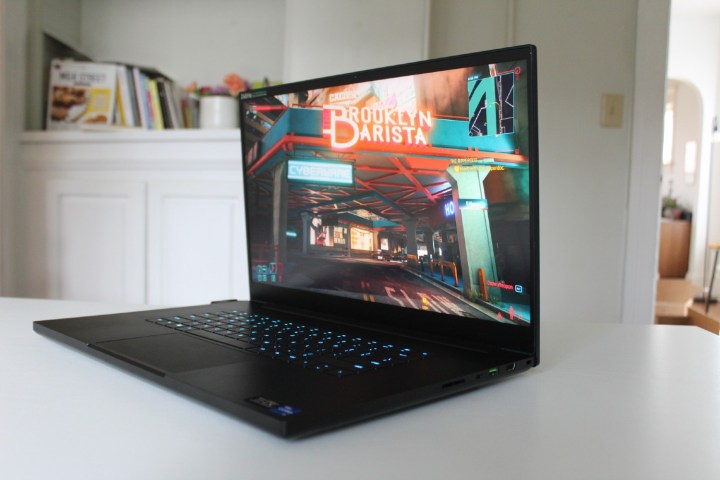 Cyberpunk 2077 rodando no Razer Blade 17.