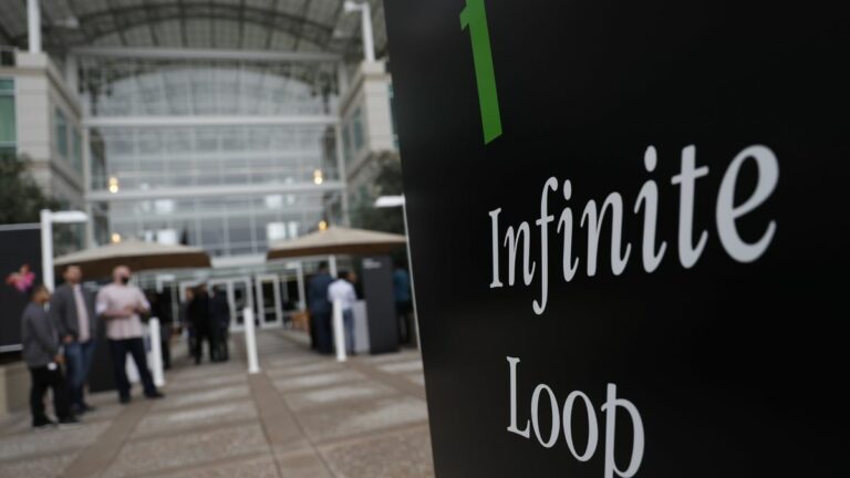 Infinite Loop sign at Apple