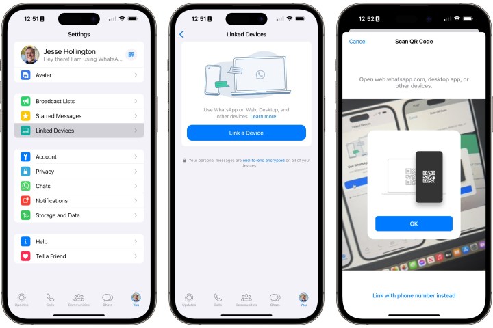 Três iPhones mostrando etapas para vincular o WhatsApp Web a um iPhone digitalizando um código QR.