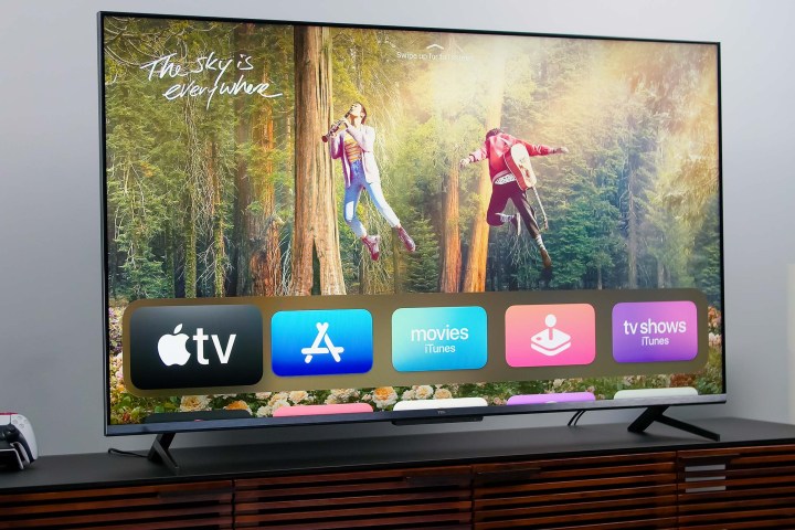 Página inicial da Apple TV 4K em uma TV.