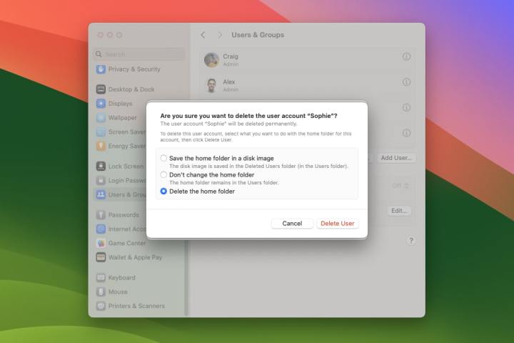 O aplicativo Configurações no macOS Sonoma mostrando uma opção para excluir uma conta de usuário do Mac.