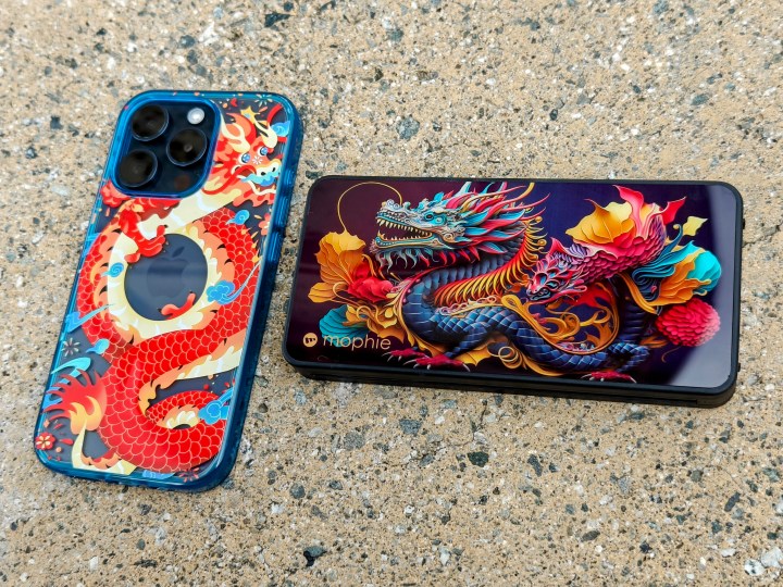 OtterBox Lumen Series Ano do Dragão para iPhone 15 Pro com mophie Powerstation Plus 10K CNY Dragon.
