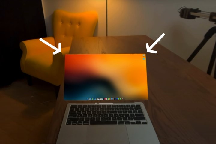 Este MacBook não tem engastes, graças à remoção da tela de Luke Miani e à substituição do Vision Pro.