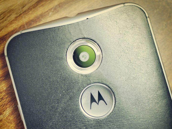 O Motorola Moto X de segunda geração, em 2014.