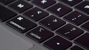 O programa de reparo de teclado borboleta da Apple para MacBooks está quase acabando