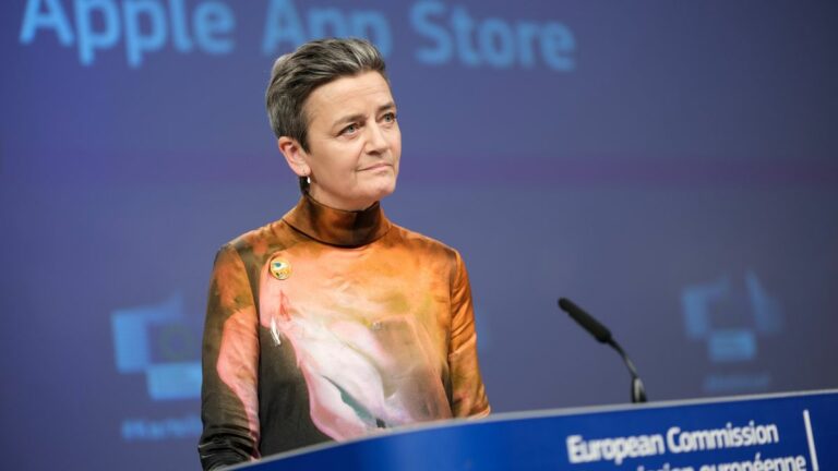 Margrethe Vestager App store