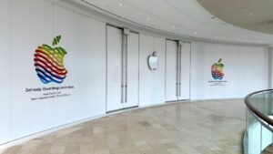 A maior loja da Apple no Square One Mall do Canadá abre no próximo sábado